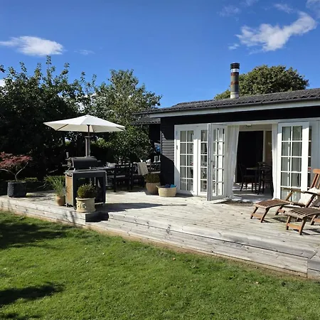 Yvette - 350m From The Sea By Interhome *