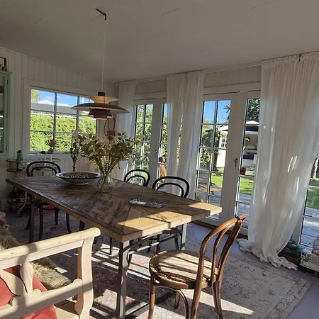 Yvette - 350m From The Sea By Interhome